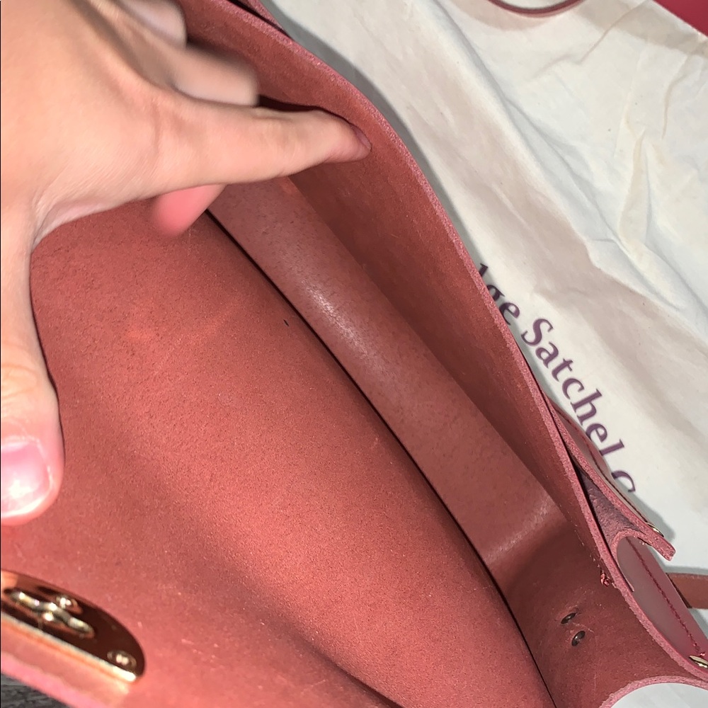 The Cambridge Satchel Company Handbag made in Great Britain- doesn’t lock close - Picture 8 of 10